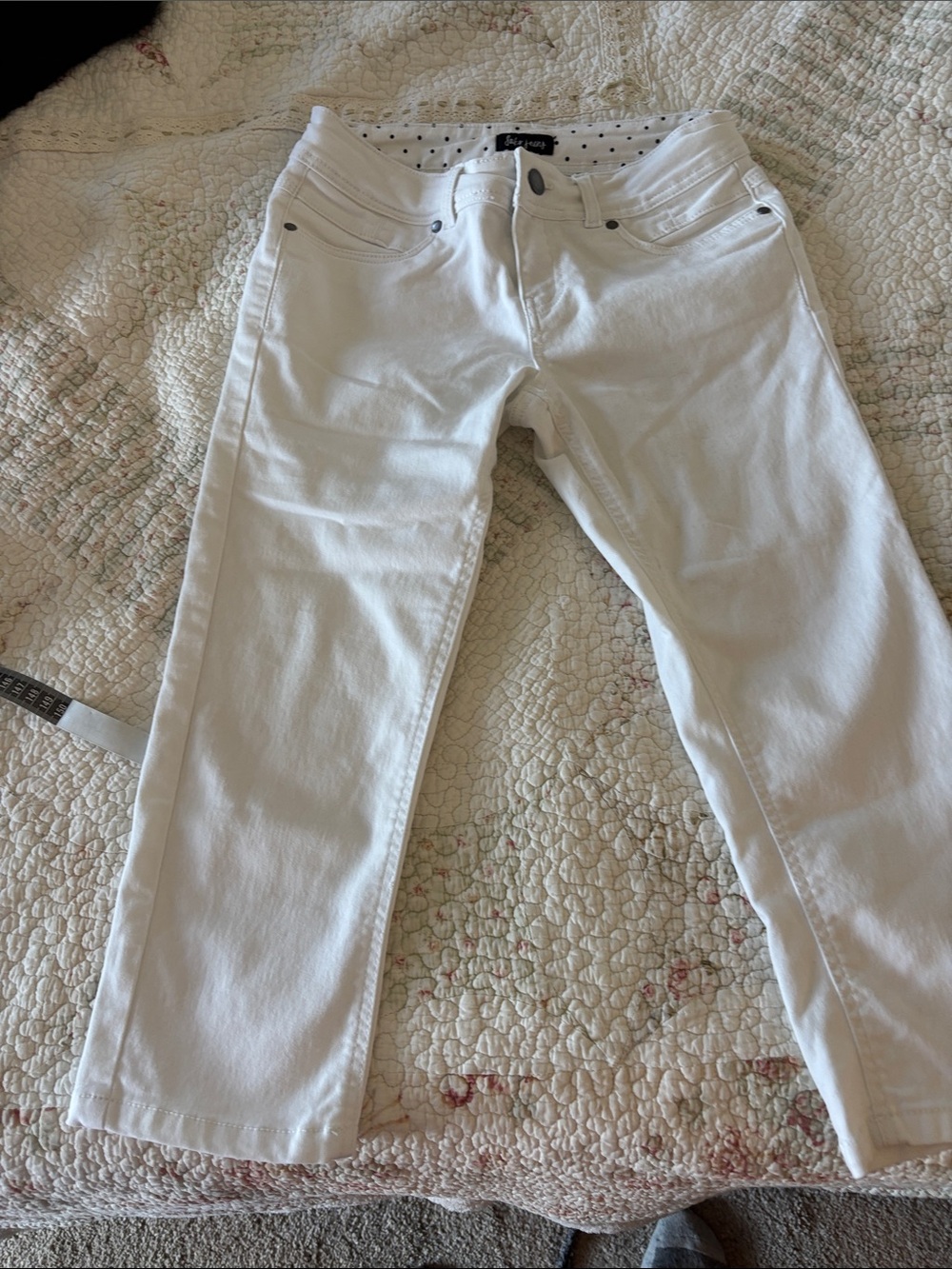 Suki Jeans White Cropped 6